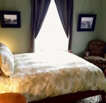 Harris Room, Pendleton House Historic Inn Bed &amp; Breakfast